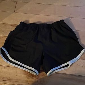 black never worn neon worn